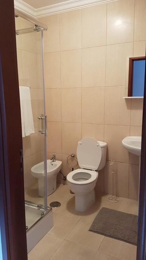 Sobreiro Apartamentos Rio Caldo Esterno foto